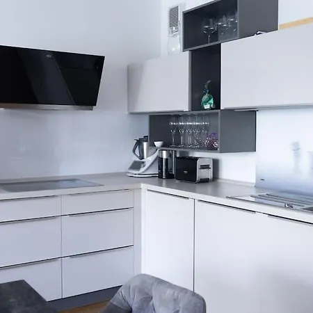 Apartment Luxus-wohnung, 2 Terrassen, Zentral, Parkplatz *