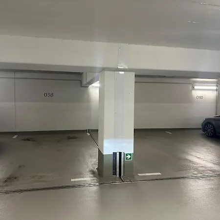 Apartment Luxus-wohnung, 2 Terrassen, Zentral, Parkplatz